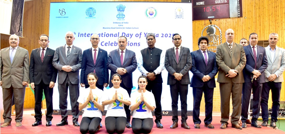 H.E. Maj Gen Hisham Ahmed Aboul Nasr, Governor of Assuit and Ambassador Suresh K. Reddy with senior officials from Assuit University took part in the Yoga Event held in Assuit